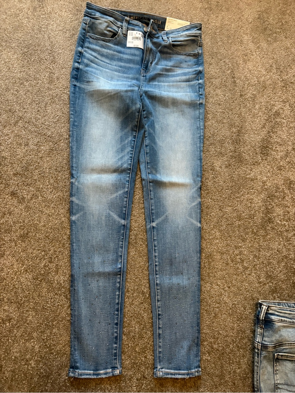 American Eagle Outfitters Women’s Light Blue Skinny Jeans NWT 8long gems at end